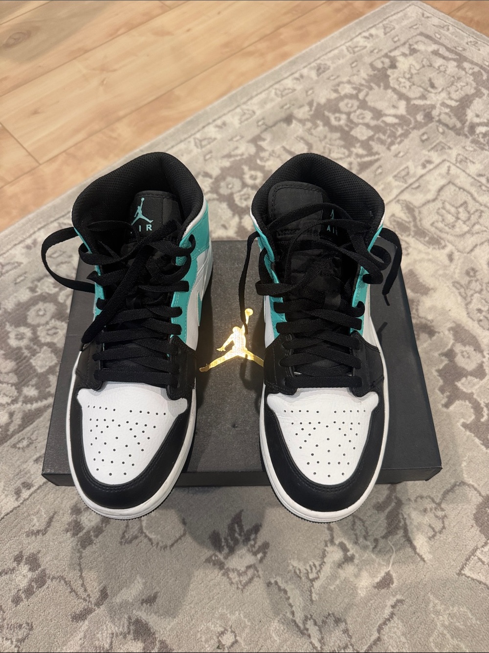 Air Jordan 1 Mid-Top Sneakers